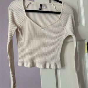H&M Cream Ribbed Long Sleeve Top w/ Flared sleeves